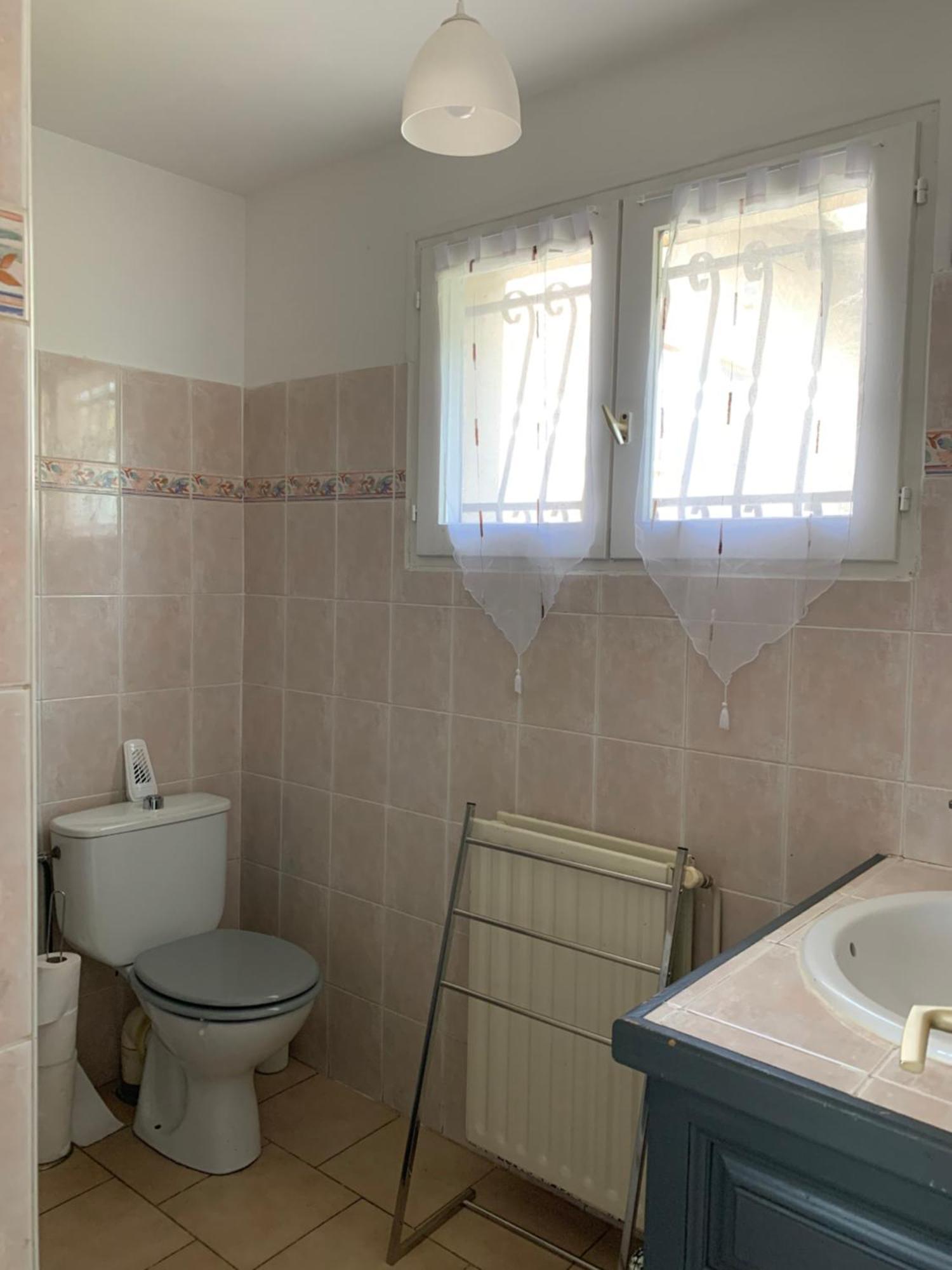 Petite Maison Dans Un Village Du Gers Sabazan Bagian luar foto